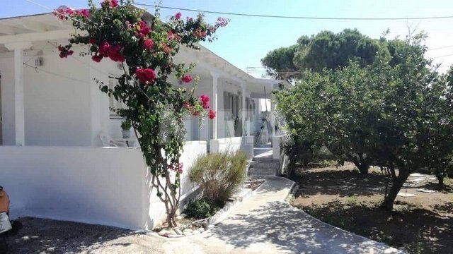 Holiday homes for Sale Paros, Islands (code M-1138)