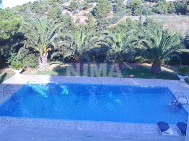 Freestanding house for Rent Pendeli, Athens northern suburbs (code N-13590)