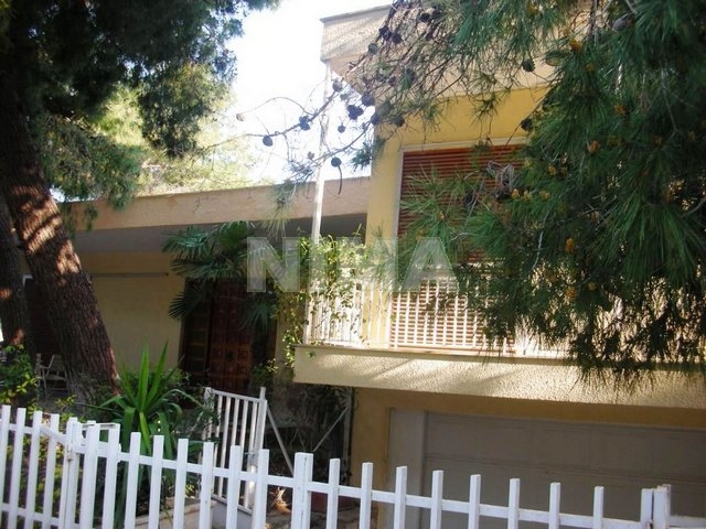 Freestanding house for Rent -  Kifissia - Politia, Athens northern suburbs