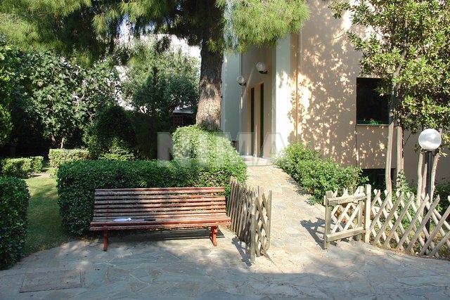 Freestanding house for Rent Kifissia, Athens northern suburbs (code N-5158)